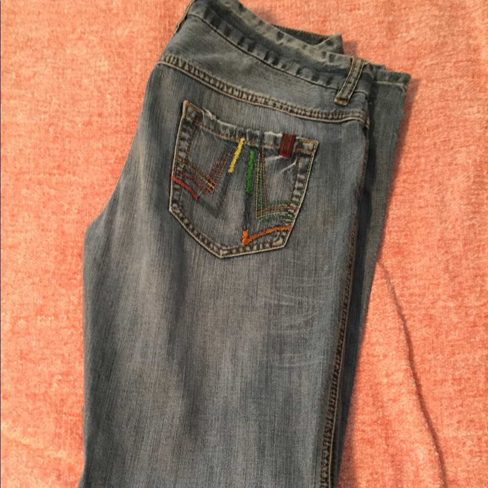 Jeans